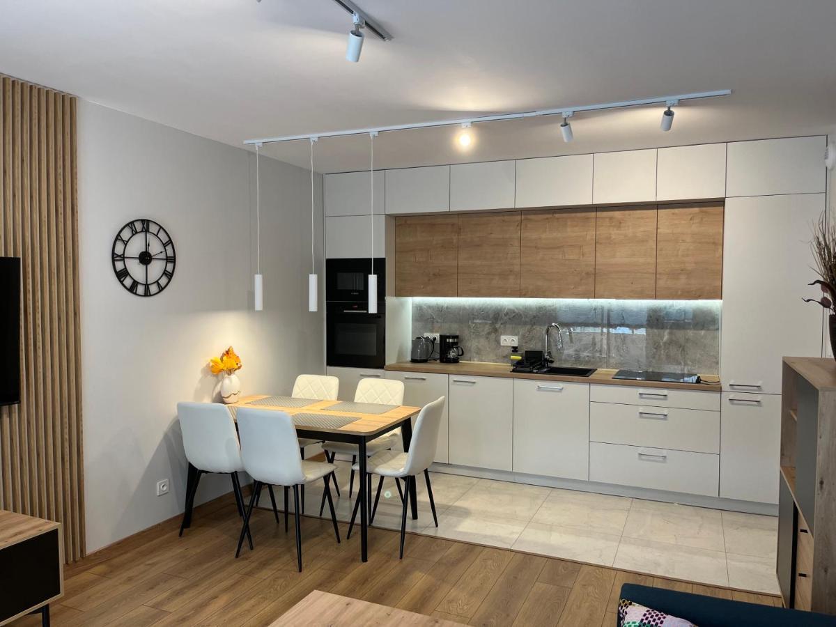 Apartament 45 Wroclaw Bagian luar foto